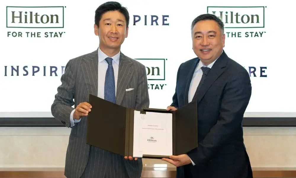 Chen Si, president of INSPIRE Entertainment Resort (L) and Clarence Tan, senior vice president, Development, Asia Pacific, Hilton (R)